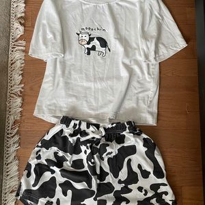 Cow print pj set!!